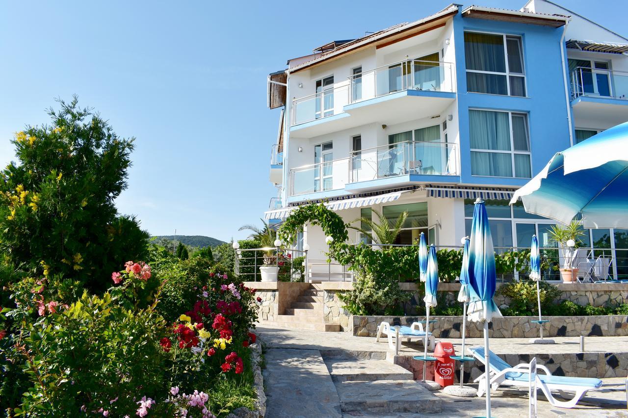 Nushev Hotel Sveti Vlas Exterior foto